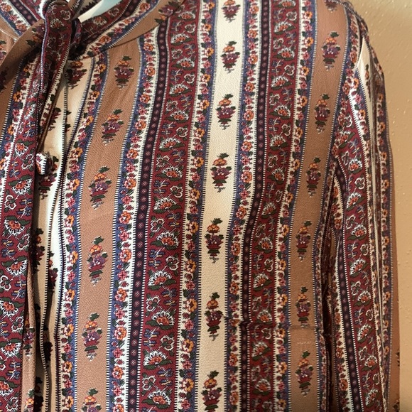 Host Pick πππVeronica Beard size 8 brown cream dark red floral top buttons - Picture 3 of 8